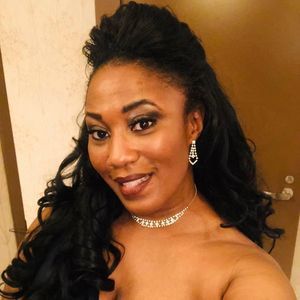 Meet your Posher, Dawne